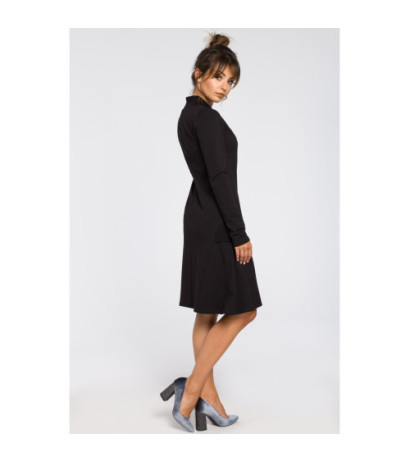 B044 Sukienka z klinami i wstawkami ze ściągacza - czarna