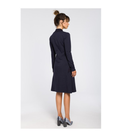 B044 Sukienka z klinami i wstawkami ze ściągacza - granatowa