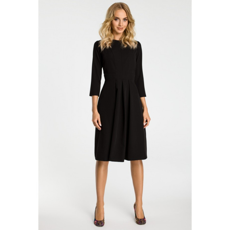 M335 Sukienka z kontrafałdami na przodzie - czarna