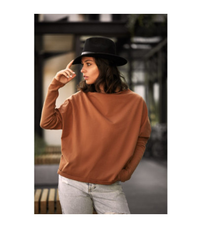 B094 Bluza z dekoltem z tyłu - kamelowa