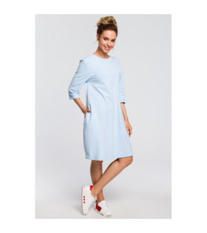 M417 Dresowa sukienka z dekoltem na plecach - błękitna