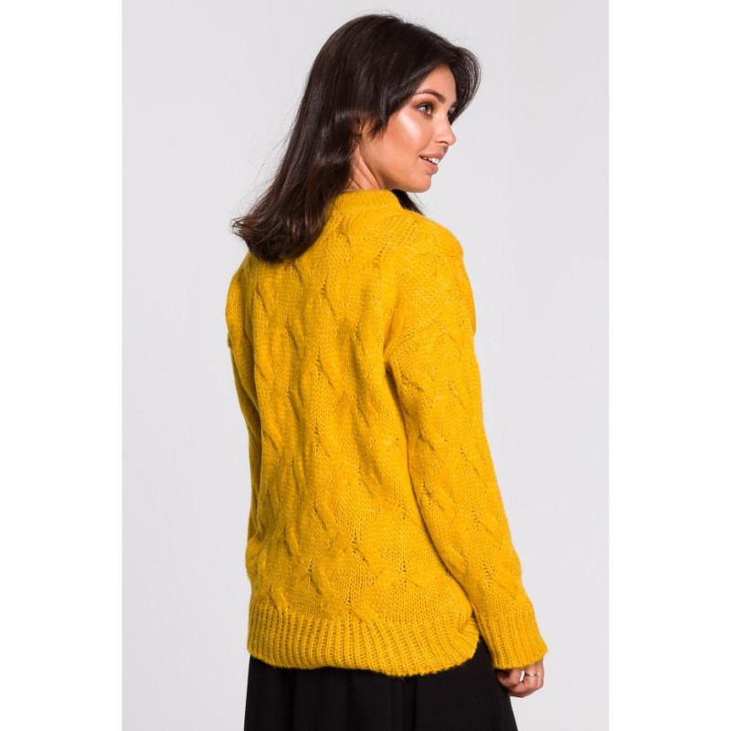 BK038 Sweter ze splotem typu warkocz - miodowy