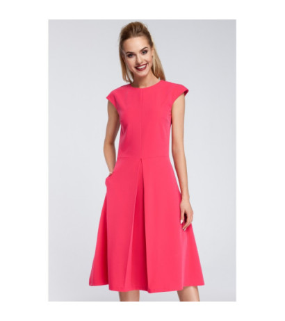 M296 Dopasowana sukienka kontrafałda - różowa