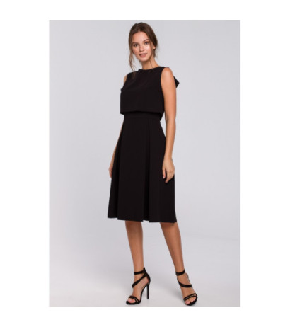 K005 Rozkloszowana sukienka ze skrzydełkami - czarna