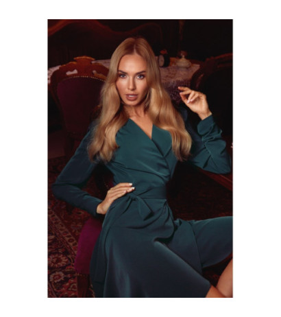 M487 Sukienka na zakładkę wiązana w pasie - zielona