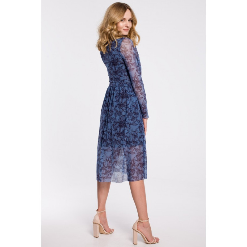 K064 Sukienka rozkloszowana z siatki z nadrukiem - model 1