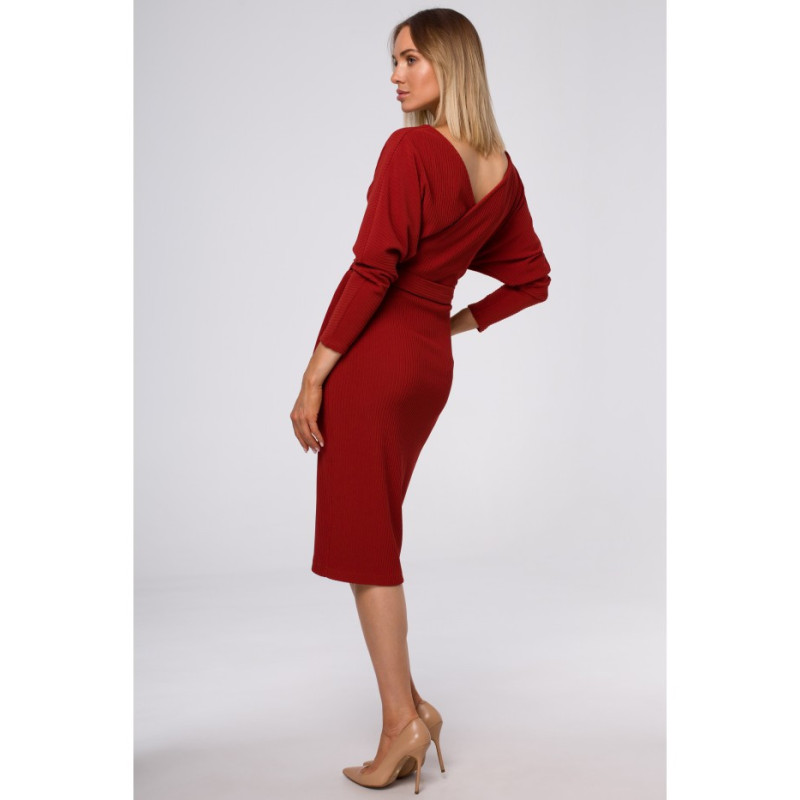M523 Sukienka z kopertową górą i paskiem - ceglasta