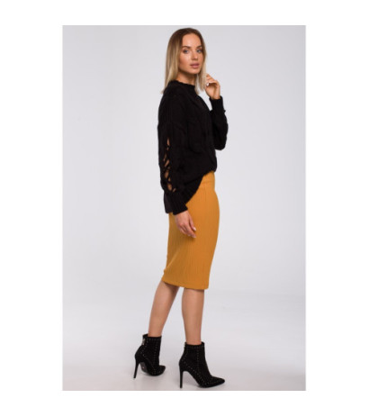 M539 Sweter z dziurami na rękawach - czarny