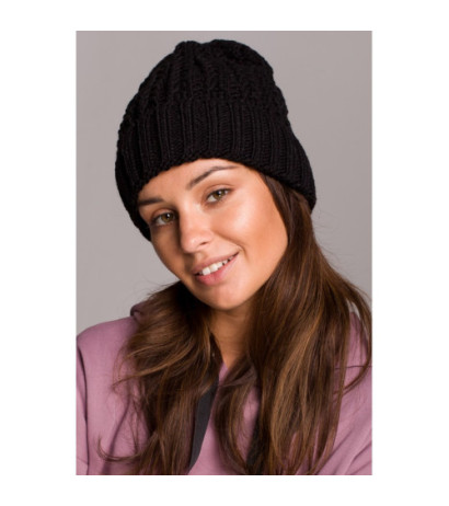 BK057 Czapka splot warkocz z wywinięciem - czarna