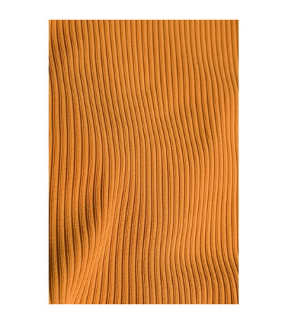 M542 Sukienka dopasowana z półgolfem - musztardowa