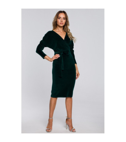 M561 Welurowa Sukienka Z Górą Kopertową I Paskiem - zielony