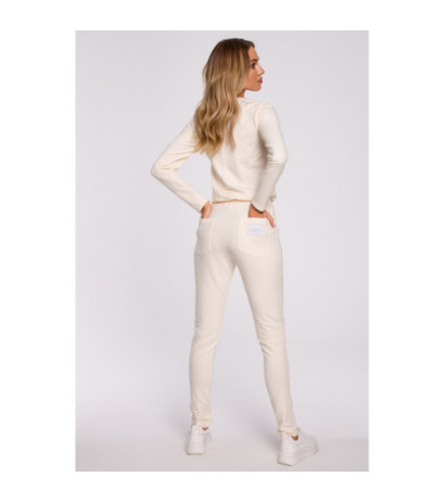 M583 Kombinezon Z Kieszonką I Ozdobną Naszywką - śmietankowy