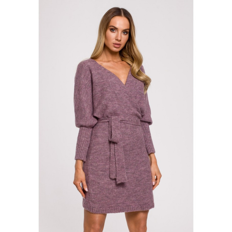 M631 Sukienka swetrowa kopertowa z wiązaniem - wrzosowa