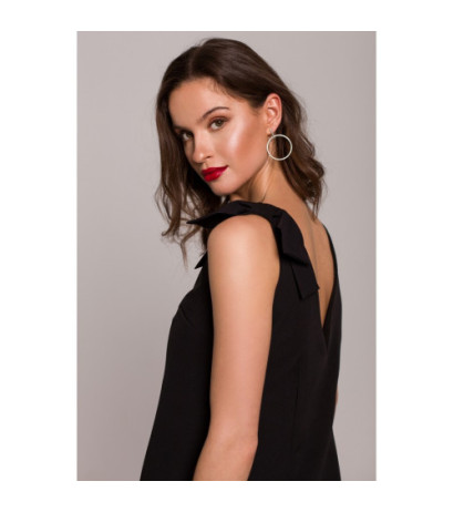 K128 Gładka sukienka z kokardą na ramieniu - czarna