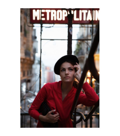 B245 Sukienka rozkloszowana z kapturem - czerwona