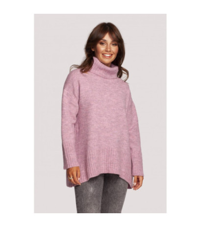 BK086 Sweter z golfem i rozcięciem z tyłu - pudrowy