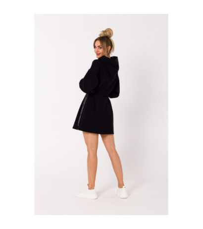 M730 Sukienka z kapturem i lampasami w talii - czarna