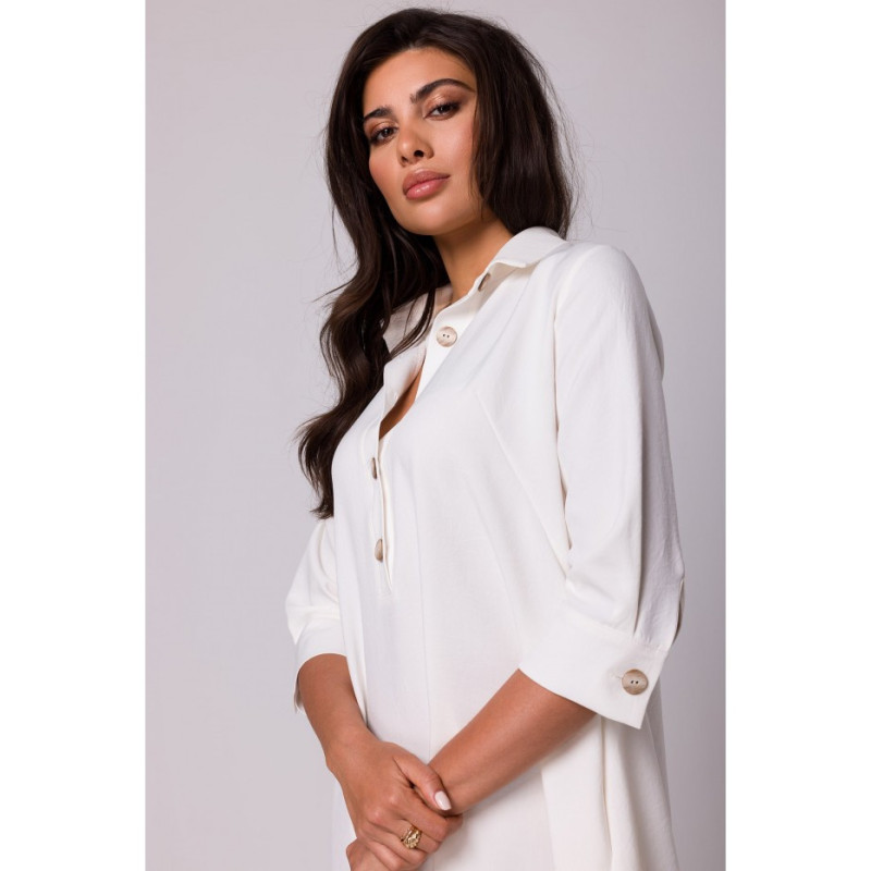 B257 Sukienka koszulowa z poszerzonym dołem - śmietankowa