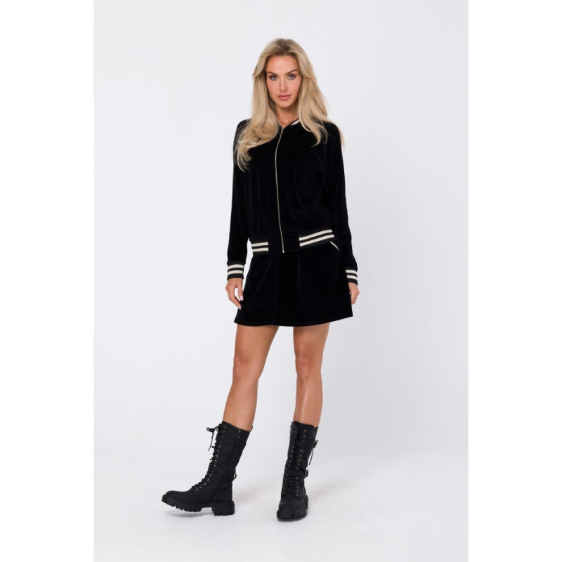 M766 Bluza z ozdobnymi mankietami i stójką - czarna