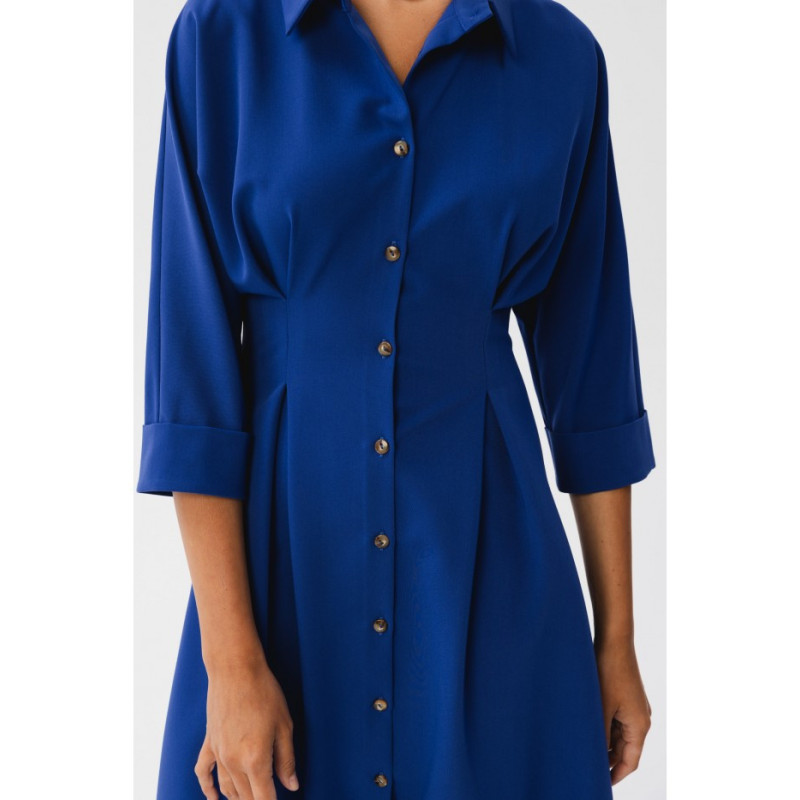 S351 Sukienka szmizjerka z zakładkami w talii - chabrowa