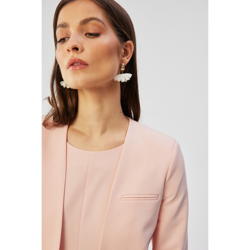S368 Krótka marynarka bez zapięcia - pudrowa