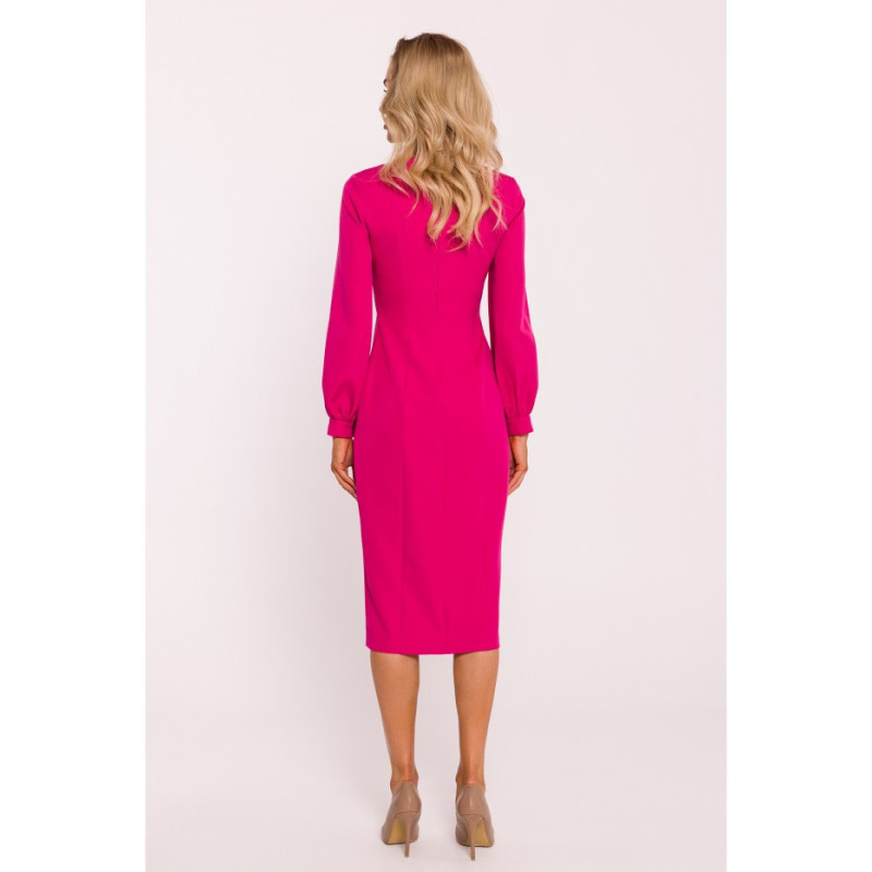 M812 Gładka sukienka z wysokim wycięciem na nogę - fuksja