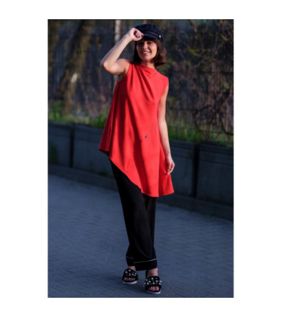 B069 Asymetryczna bluzka bez rękawów - czerwona