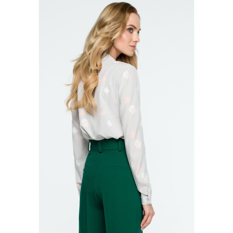 S129 Bluzka z wiązaniem pod szyją - model 2