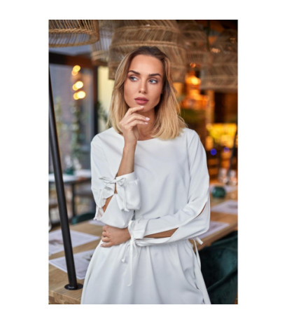 M426 Odcinana sukienka z długim rękawem - ecru