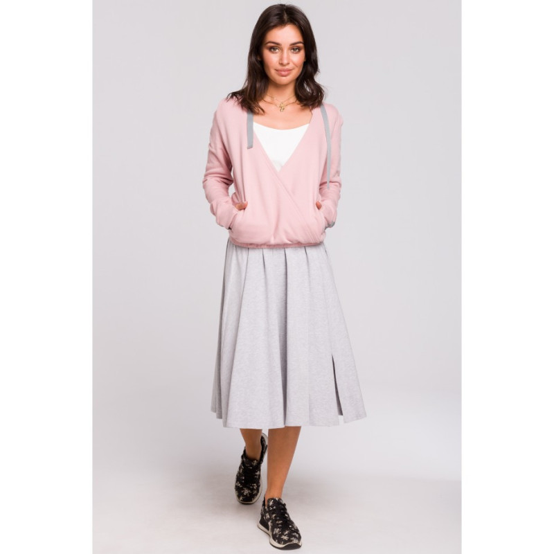 B127 Bluza z kapturem i przodem na zakładkę - pudrowa