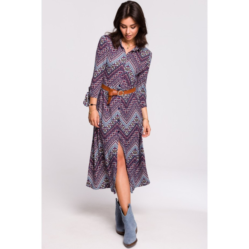 B135 Sukienka midi z kołnierzykiem i paskiem - model 1