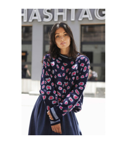 BK029 Sweter w lamparcie cętki - model 1