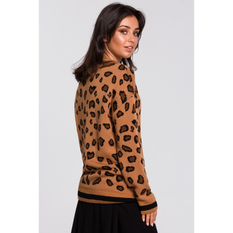 BK029 Sweter w lamparcie cętki - model 4