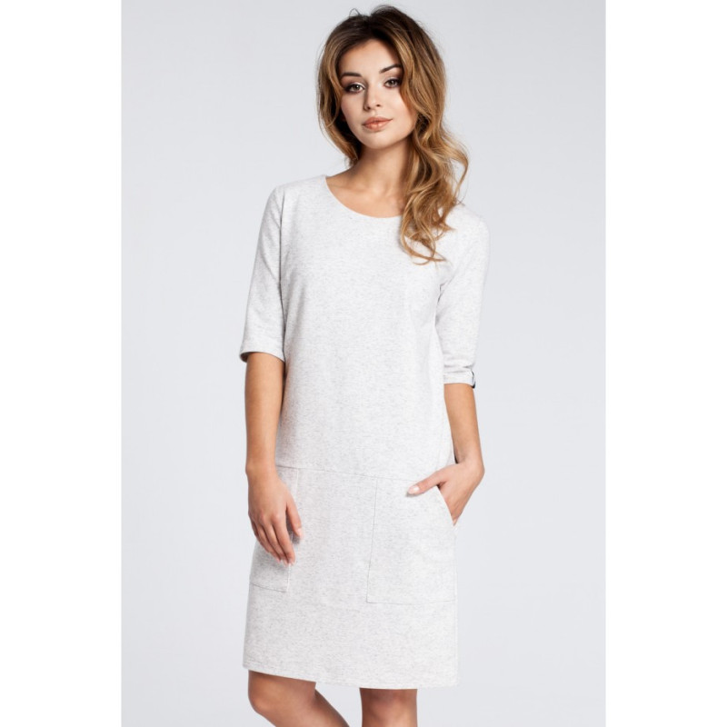B033 Klasyczna sukienka z kieszeniami - stracciatella
