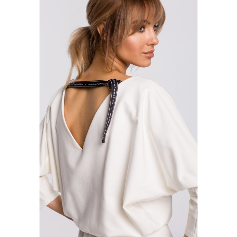 M495 Sukienka mini z lampasem do regulacji tyłu - ecru