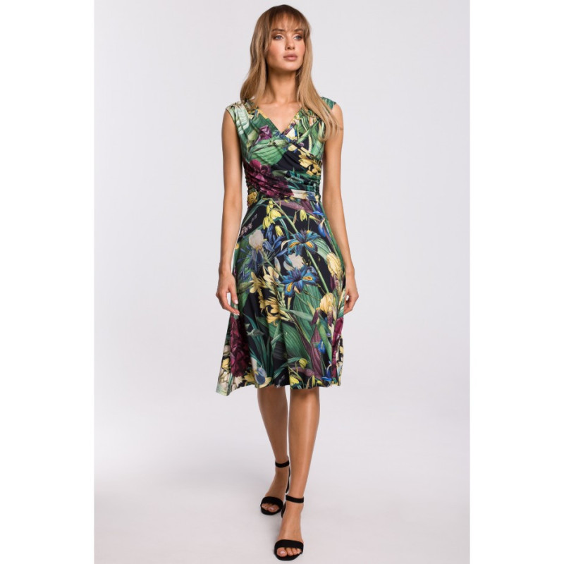 M499 Rozkloszowana sukienka z marszczeniem na biuście - model 2