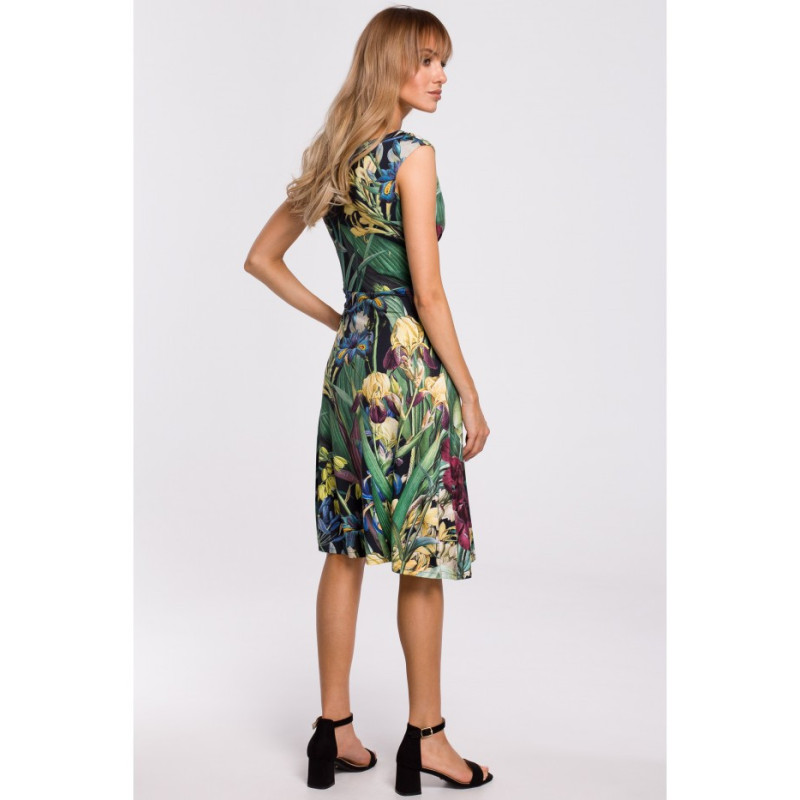 M499 Rozkloszowana sukienka z marszczeniem na biuście - model 2