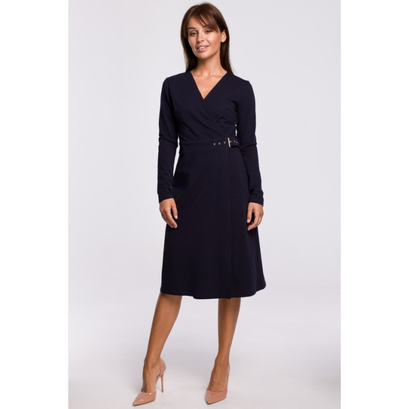 B161 Kopertowa sukienka z paskiem - granatowa