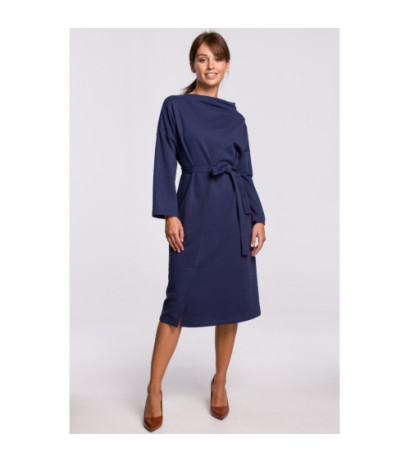 B178 Elegancka sukienka z paskiem w talii - niebieska