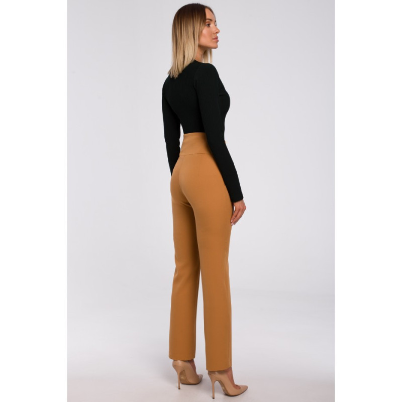 M530 Spodnie z wysokim stanem i ozdobnymi napami - cynamonowe