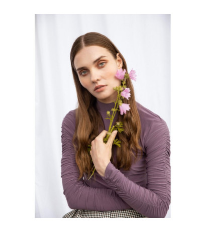 K072 Body z golfem i marszczonymi rękawami - wrzosowe