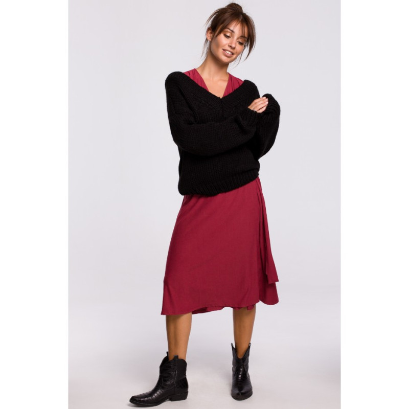 BK046 Sweter z dekoltem V - czarny