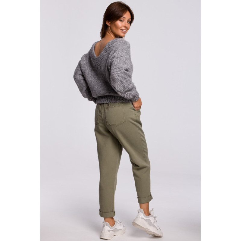 BK046 Sweter z dekoltem V - szary