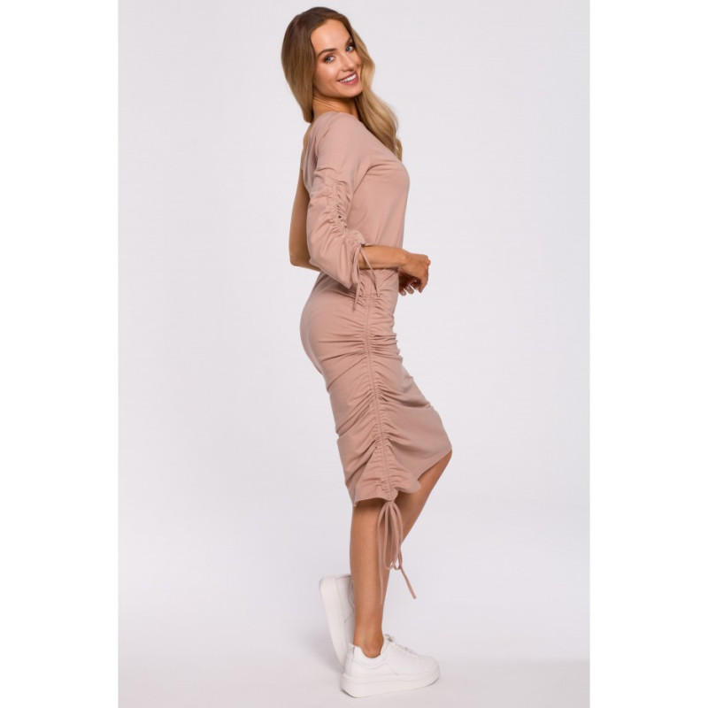 M580 Sukienka Na Jedno Ramię - mokka