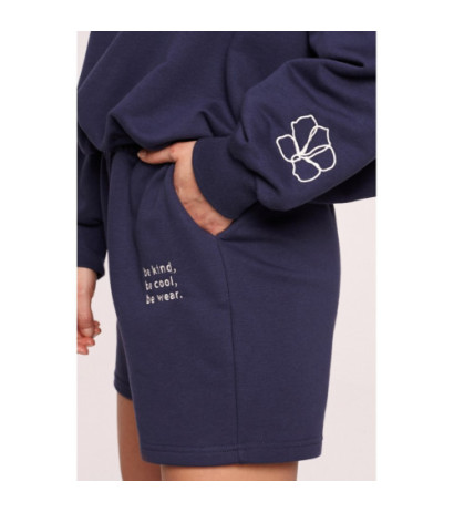 B186 Szorty dresowe z haftem - niebieskie