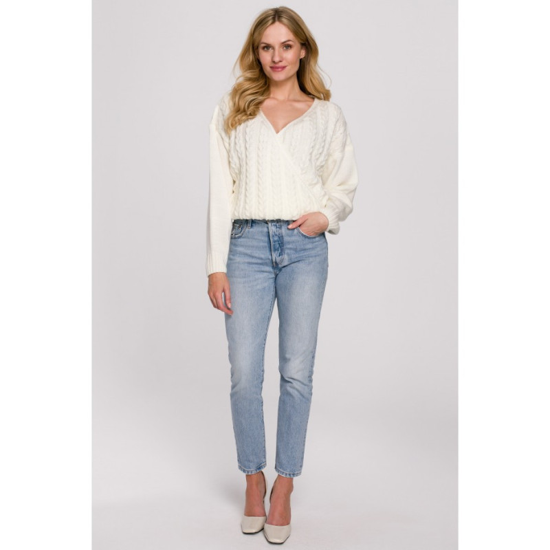 K105 Sweter krótki na zakładkę - ecru