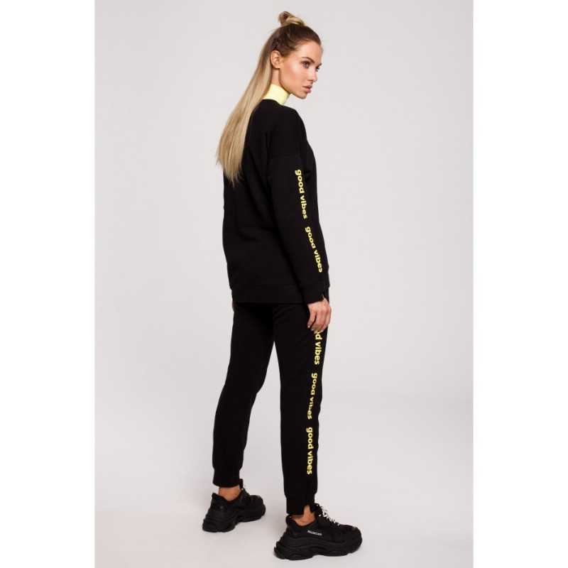 M620 Bluza z logo GOOD VIBES - czarna