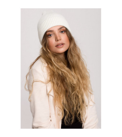 BK079 Czapka splot łańcuszek - ecru