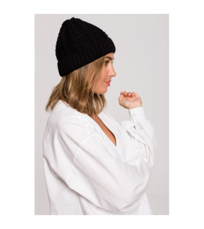 BK080 Czapka splot warkocz z wywinięciem - czarna