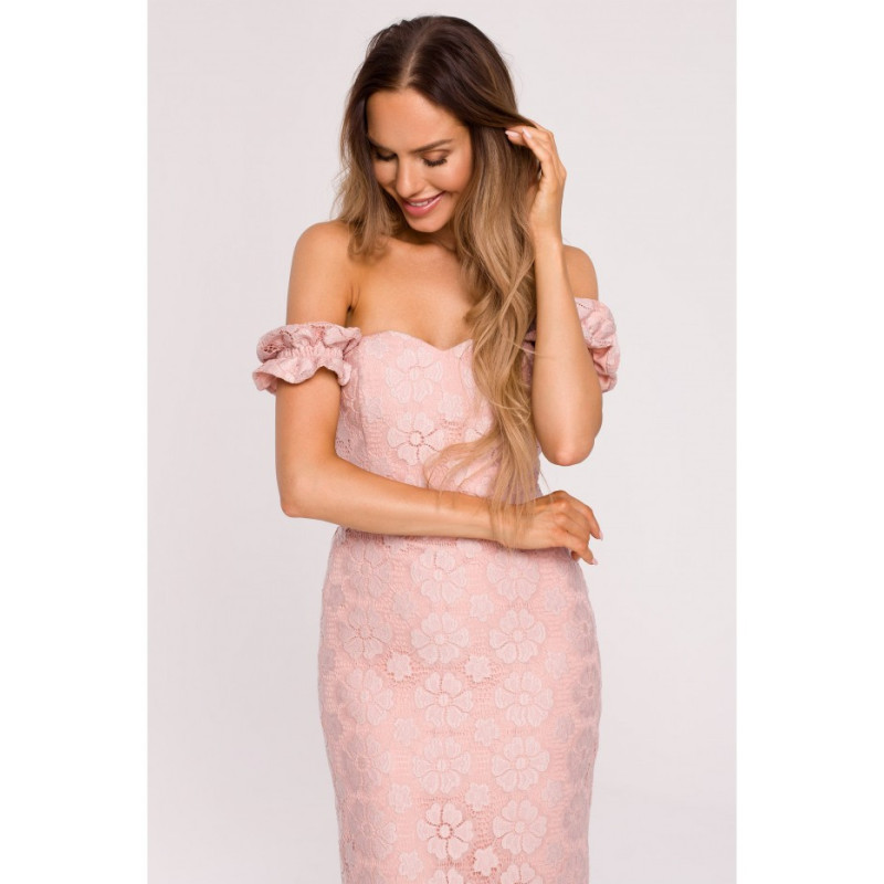 M672 Sukienka koronkowa - pudrowa